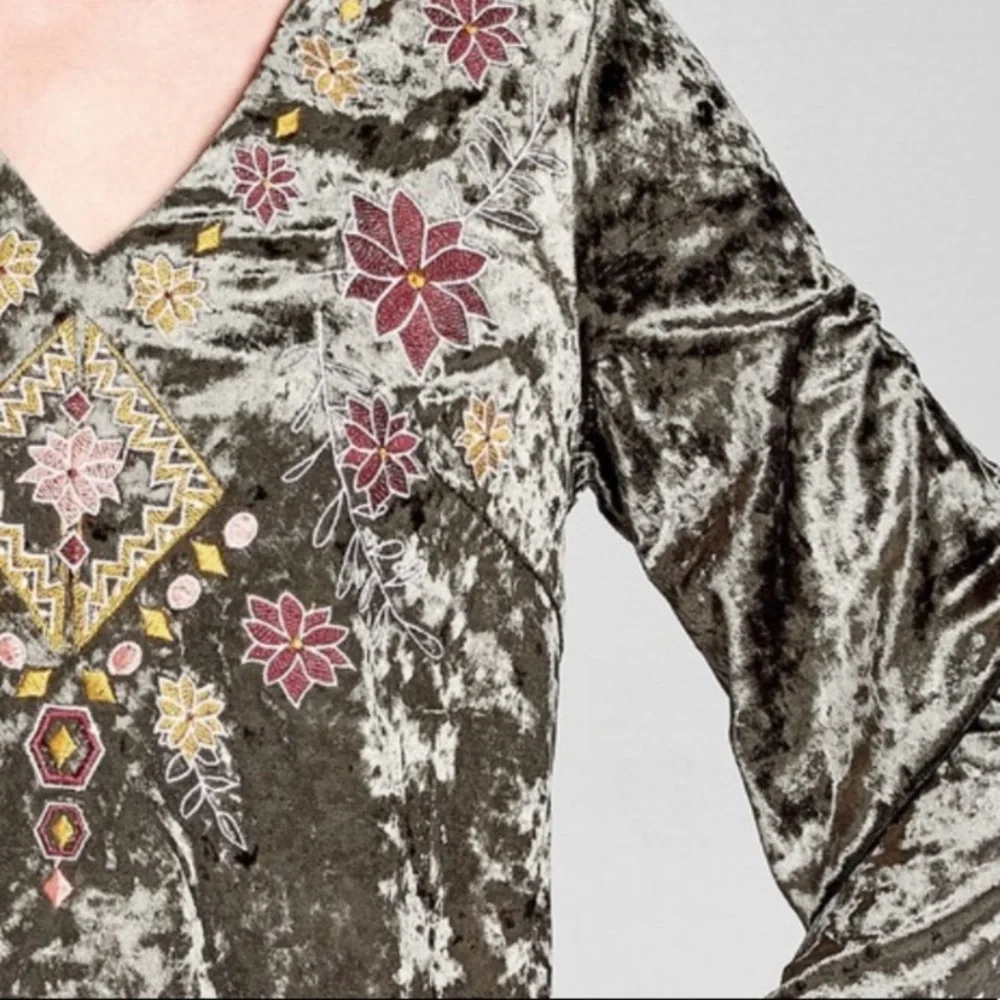 NWT BOHO green vintage crushed velvet embroidered top small medium large new